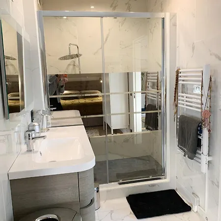 20shakespeare Apartment *